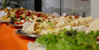 Das Büfett während des Freiwilligentreffens Das Büfett während des Freiwilligentreffens